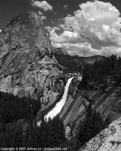 Nevada Falls, Yosemite National Park by jeffreylo