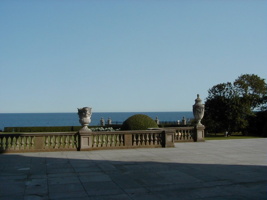 View from the Breakers (year 2000) by rudbech