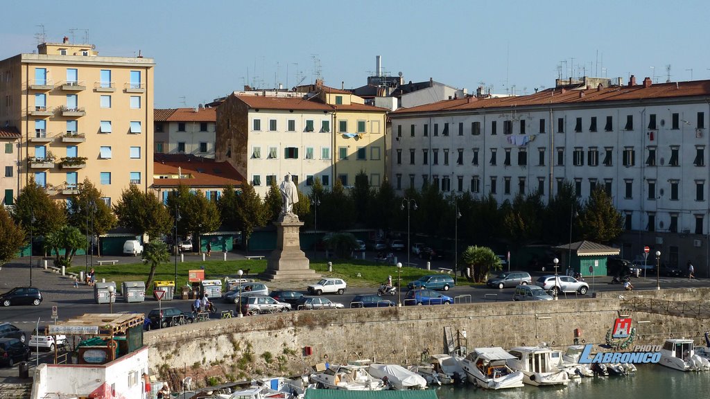 Piazza Garibaldi (LI) by photolabronico