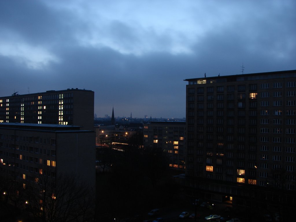 Hamburg, Grindelhochhäuser abends by pixartist