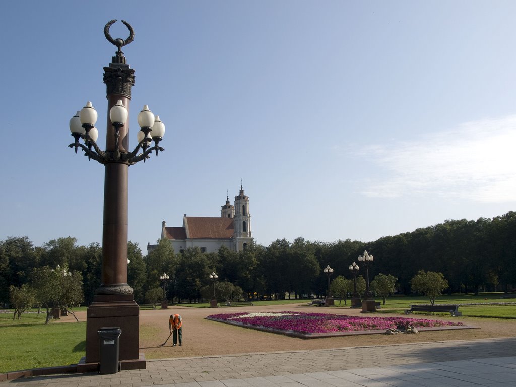 Lukiskes square by AnthonyJjm Sluijter