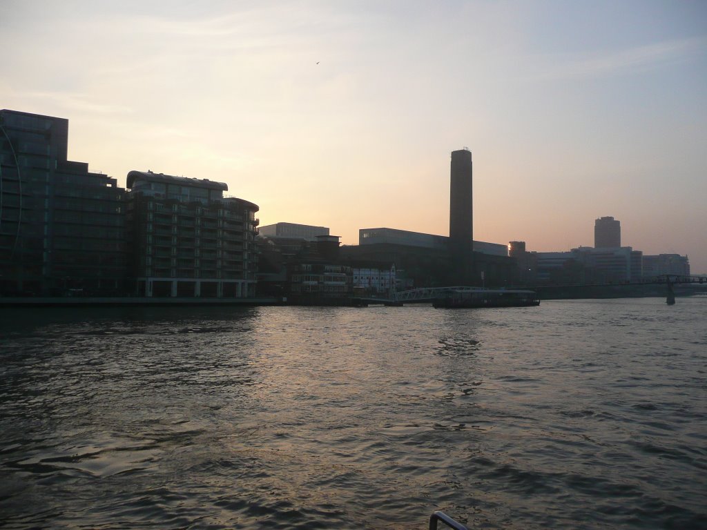 River Thames - Tate Modern - Londres by Paulo Targino Moreir…