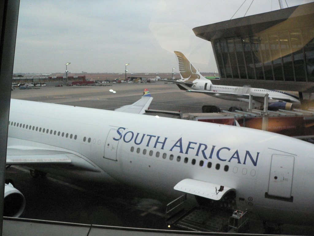 SOUTH AFRICA - JOANESBURG INTERNATIONAL AIRPORT - 2006 - BY AUGUSTO JANISKI JUNIOR by Augusto Janiscki Jun…