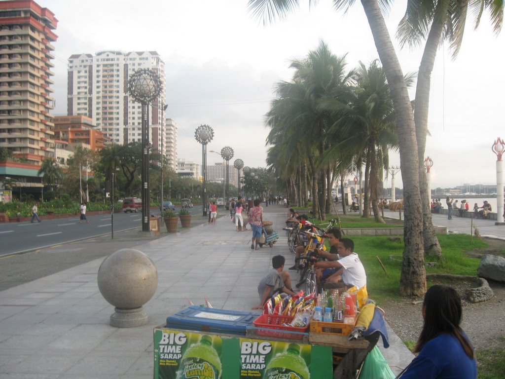 Manila Bay by Miguel Rana