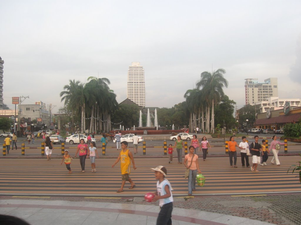 Manila Bay by Miguel Rana