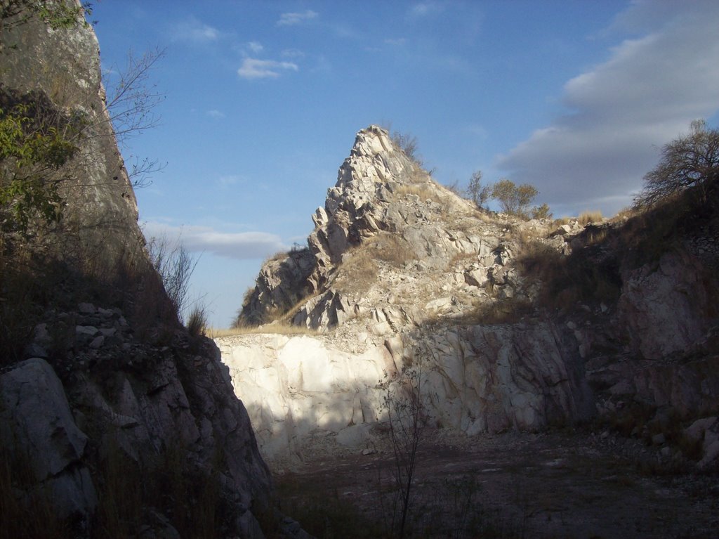 Lindos lugares para recorrer. (foto: Frank Boore).- by •Frank Boore•