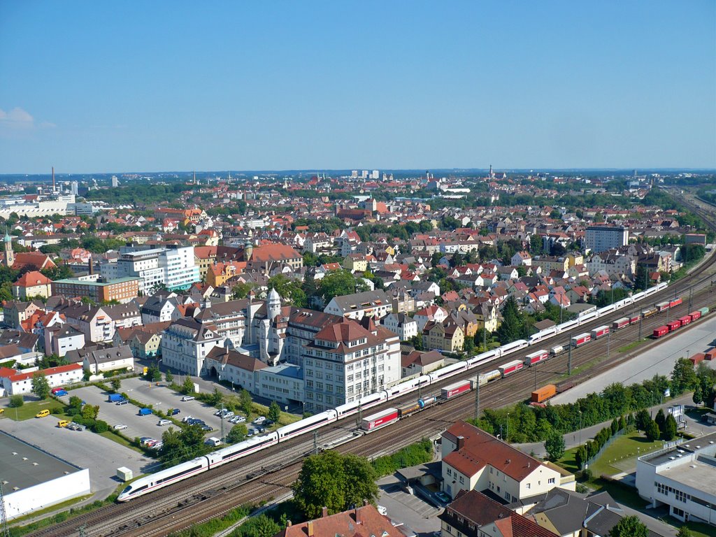 Blick vom Scheibengasbehälter auf Augsburg by fschmidt