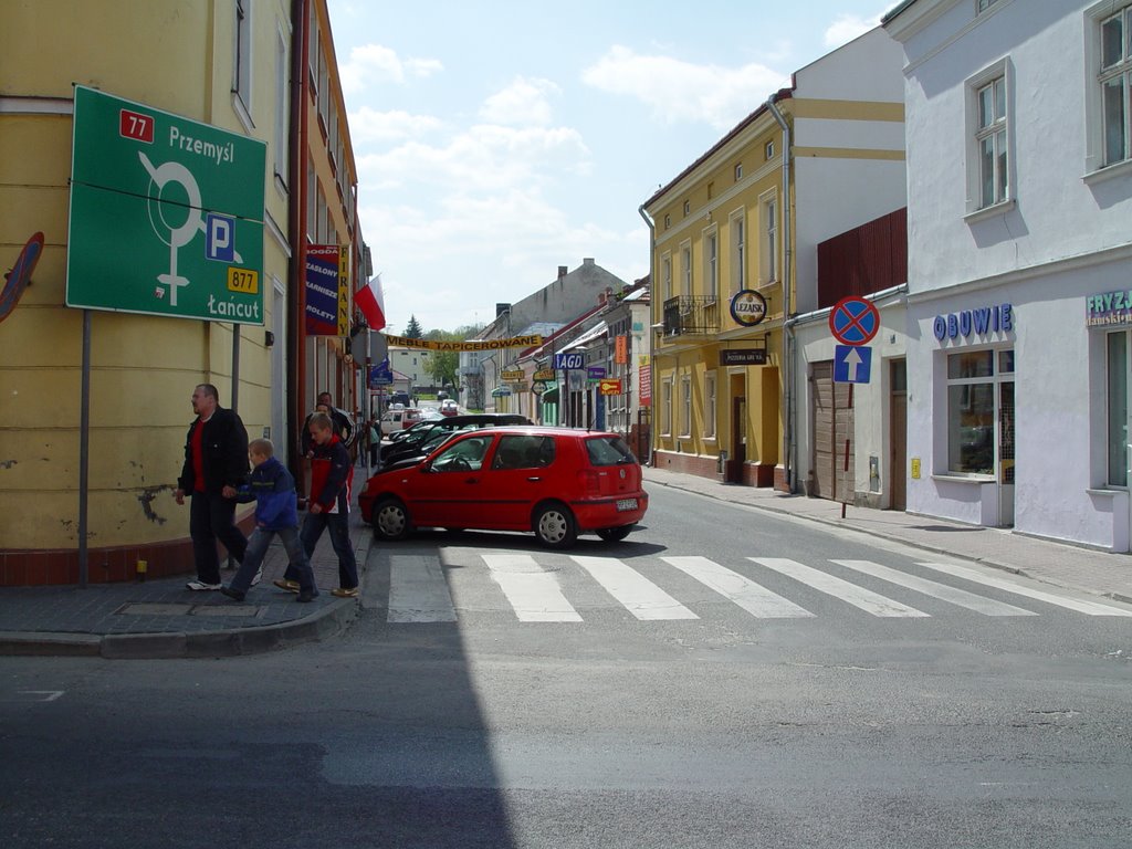 Leżajsk - ul. Żwirki i Wigury - przedwojenna ul. Wesoła ;) (foto. A. Chmura) by Andrzej Chmura