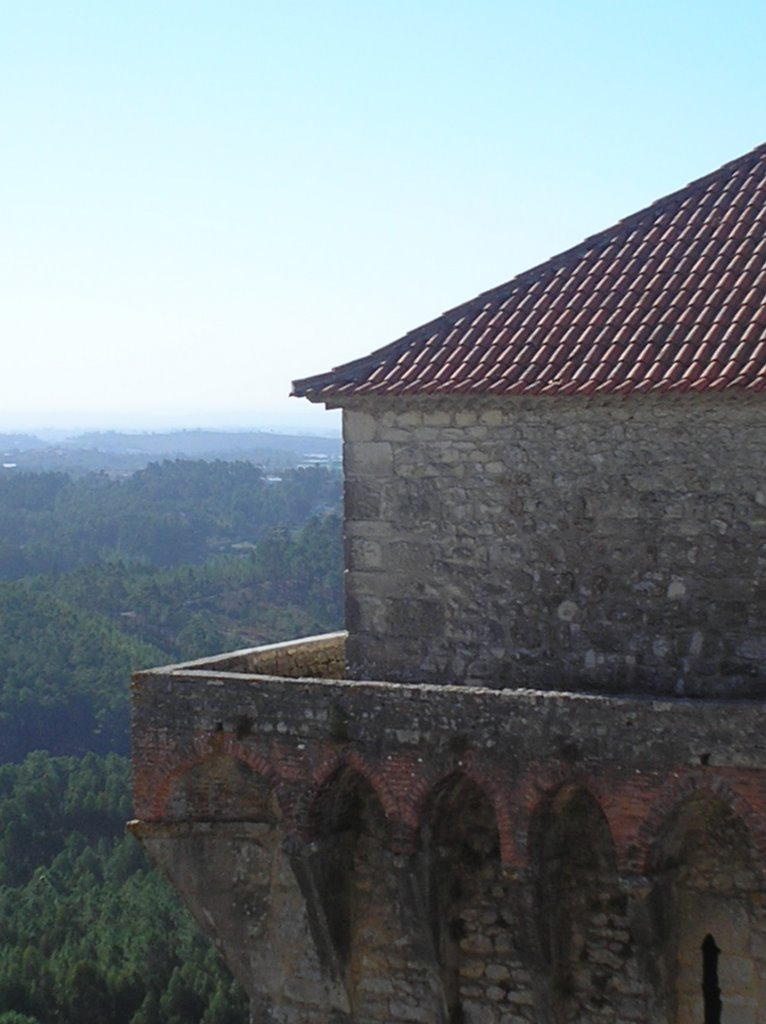 Castelo de Ourém by tiago186703274