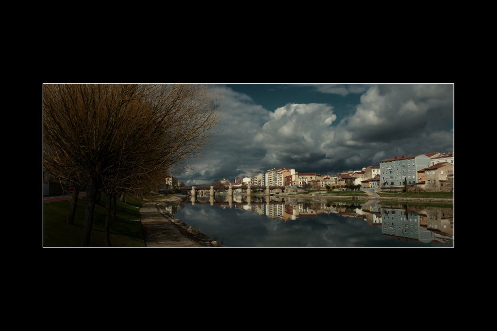 Miranda de Ebro, Burgos, Spain by kolmy