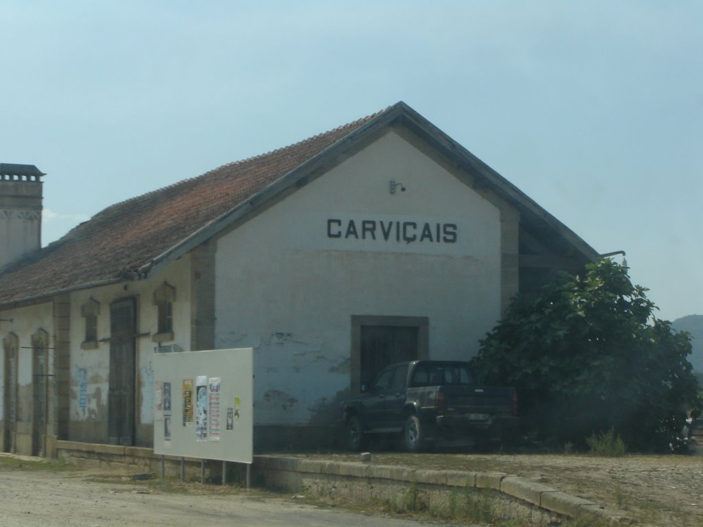 Estação Ferroviaria de Carviçais by marotoweb