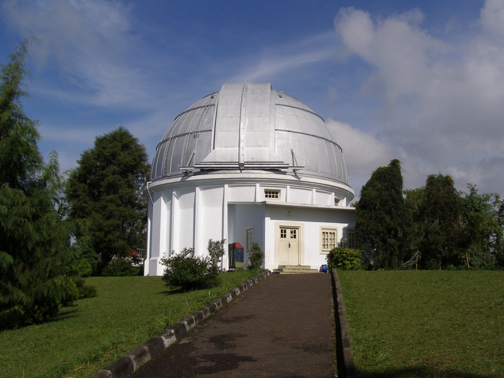 Bosscha Observatory, Lembang, West Java by Dino KL