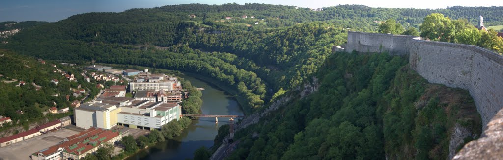 Besancon and Doubs river from citadelle by panoramio1415