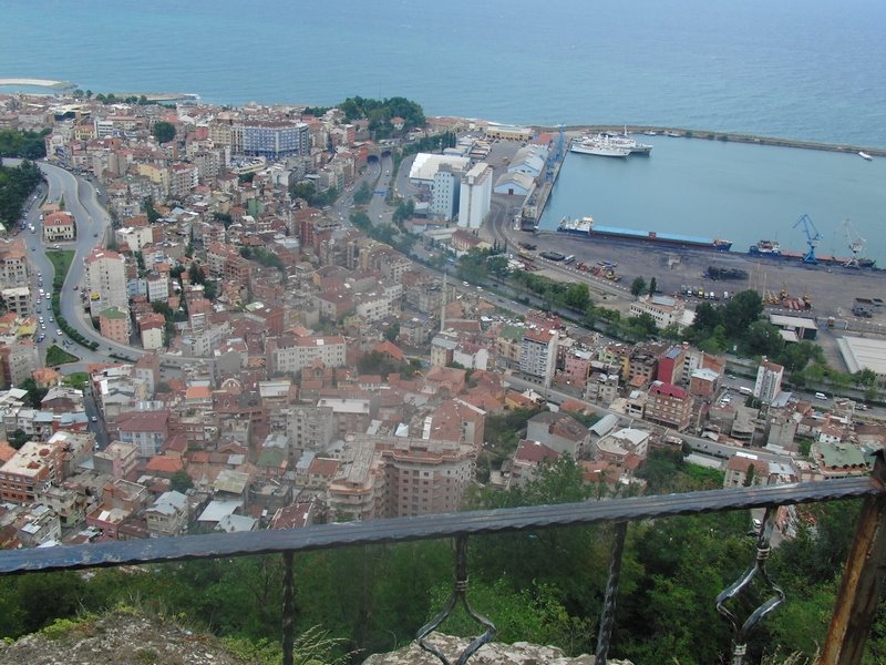 Boztepe'den Çömlekçi ve Liman.Trabzon by ilhan parcali