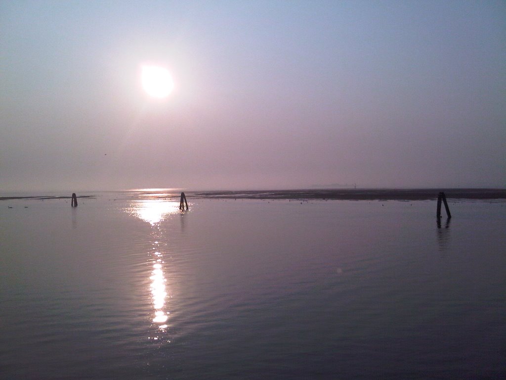 The indian sunrise of Venice Lagoon by irombeach