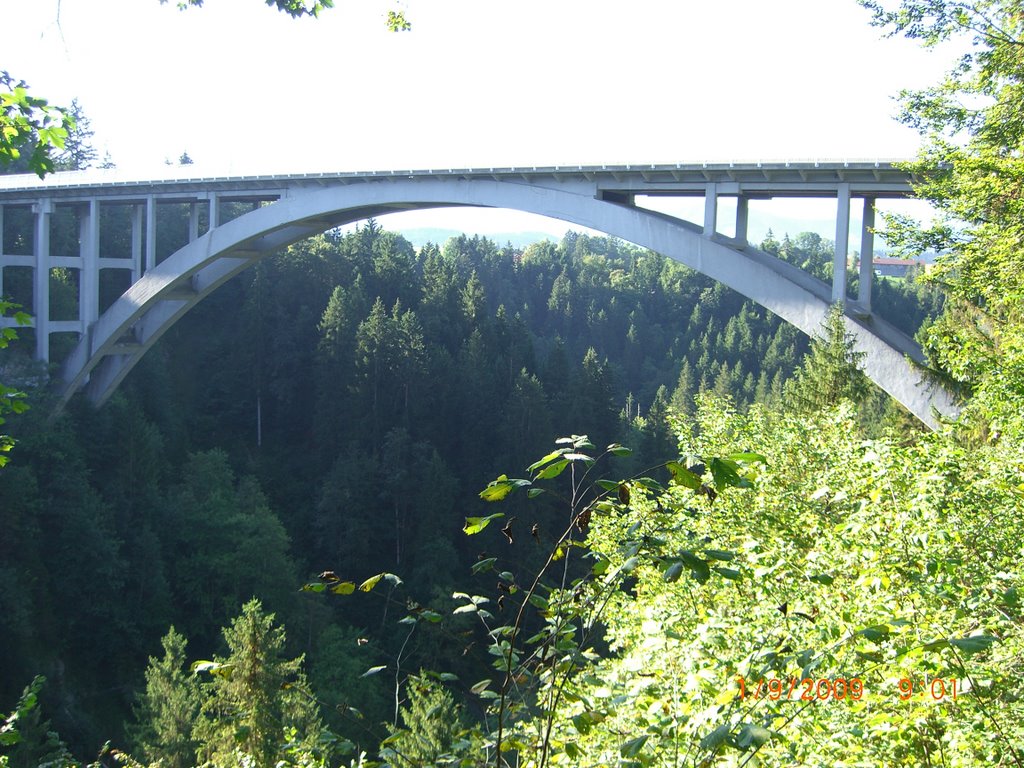 Echelsbacher Brücke by FE-83