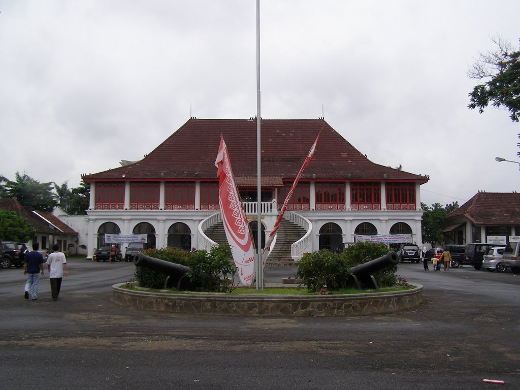 Istana Lama Sultan Mahmud Badaruddin II, Palembang, Sumatera Selatan by Din Sham