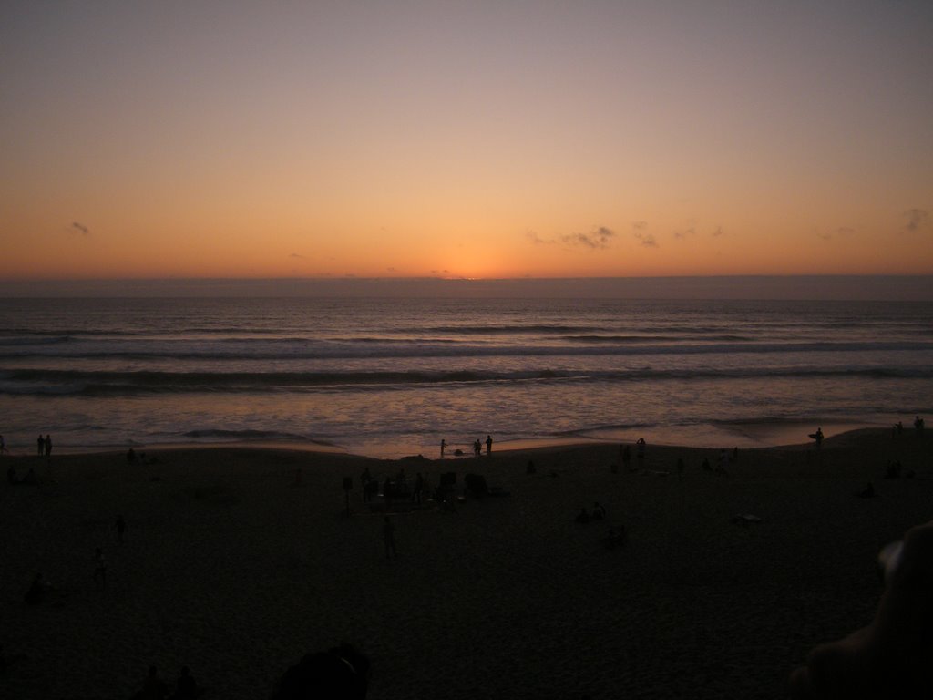 Coucher de soleil sur hourtin plage by phil83t