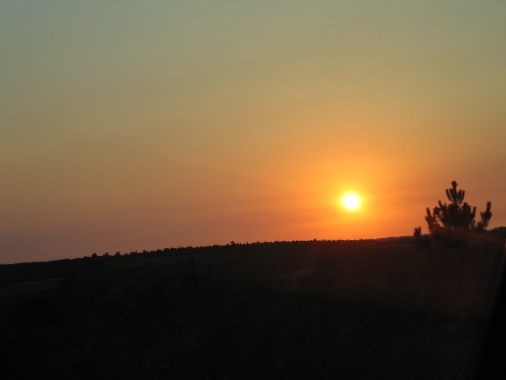 Puesta de Sol cerca de Melide by Pablo Núñez López