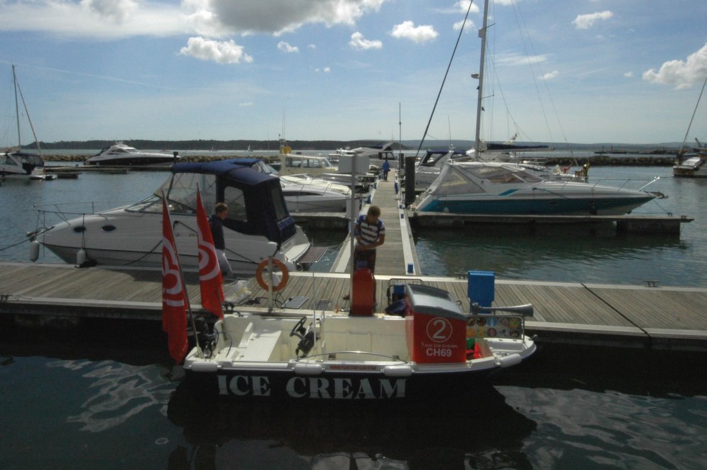 The Marina on Poole Quay by Bressons_Puddle