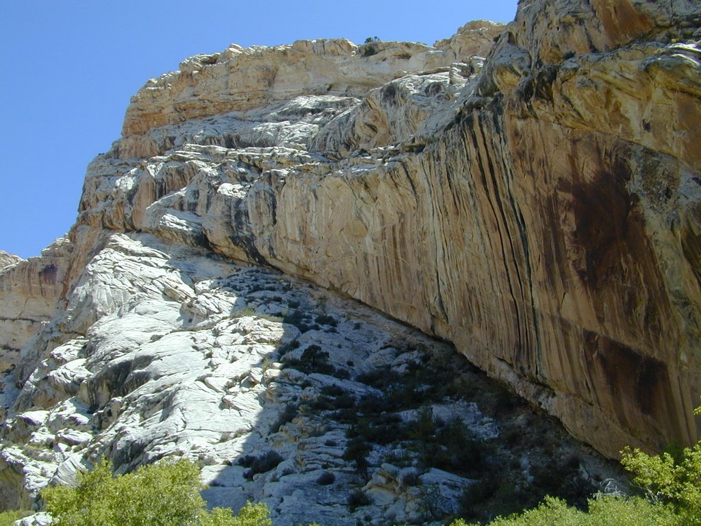 Box Canyon Wall by TheShot