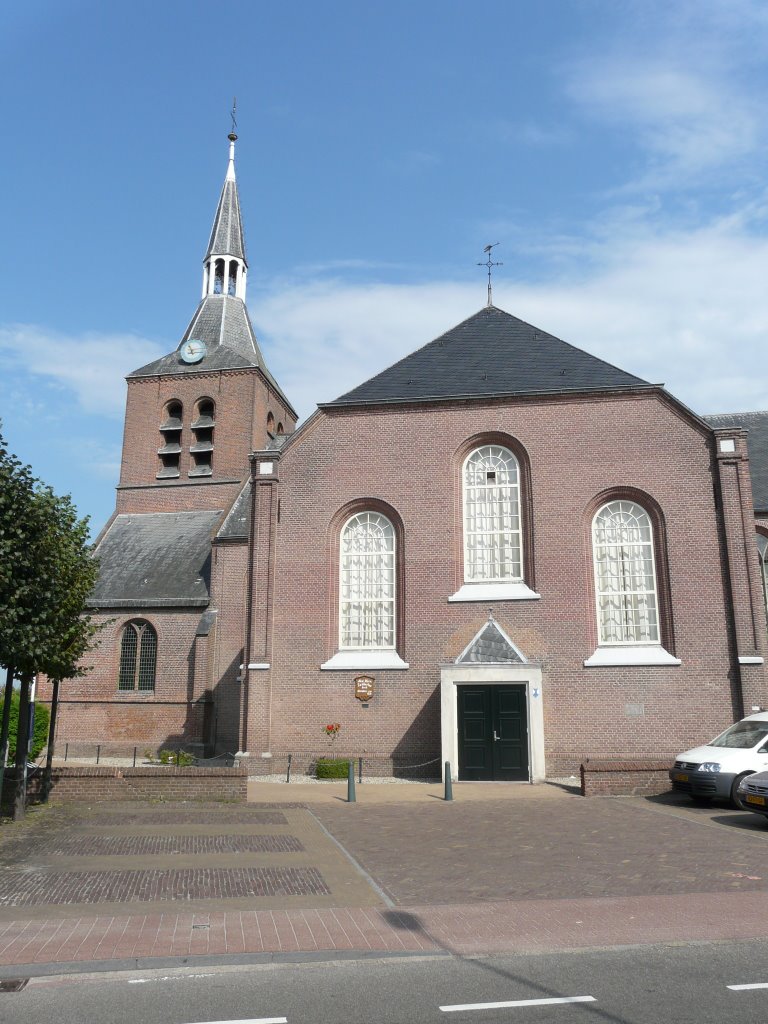 Ned. Hervormde Lambertuskerk aan de Kerkstraat, zicht op zuidwesten, Oldebroek by David Jimmink