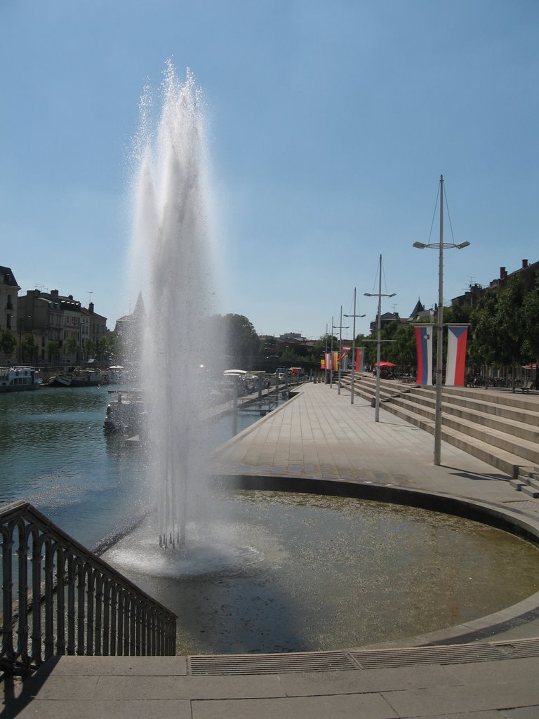 Verdun: le jet d'eau by jimbal