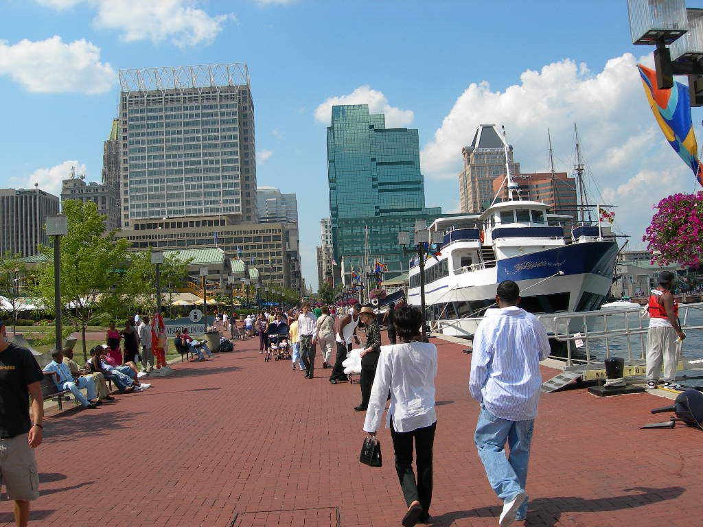 Baltimore Inner Harbor by drdiv