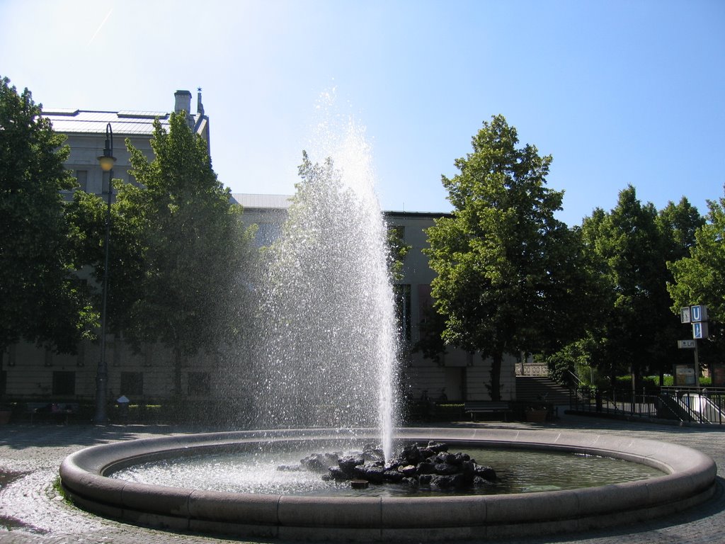 Prinzregentenplatz Springbrunnen by trax0r