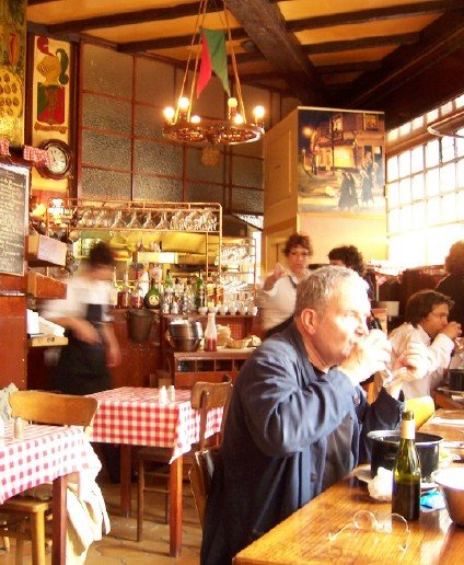 Vieux Brussels Restaurant Interior by DSDonovan