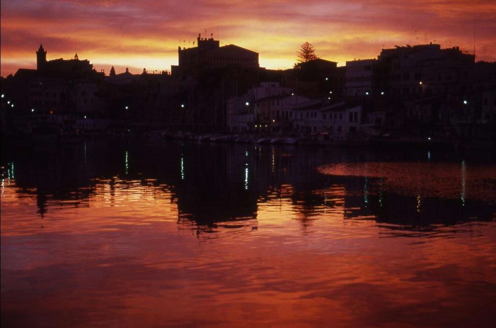 Atardecer en Ciutadella by topex