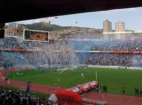 Bolivar, Curva Norte by cahito