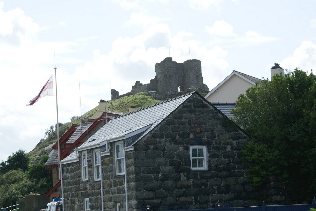 Criccieth Castle by Thedutchman