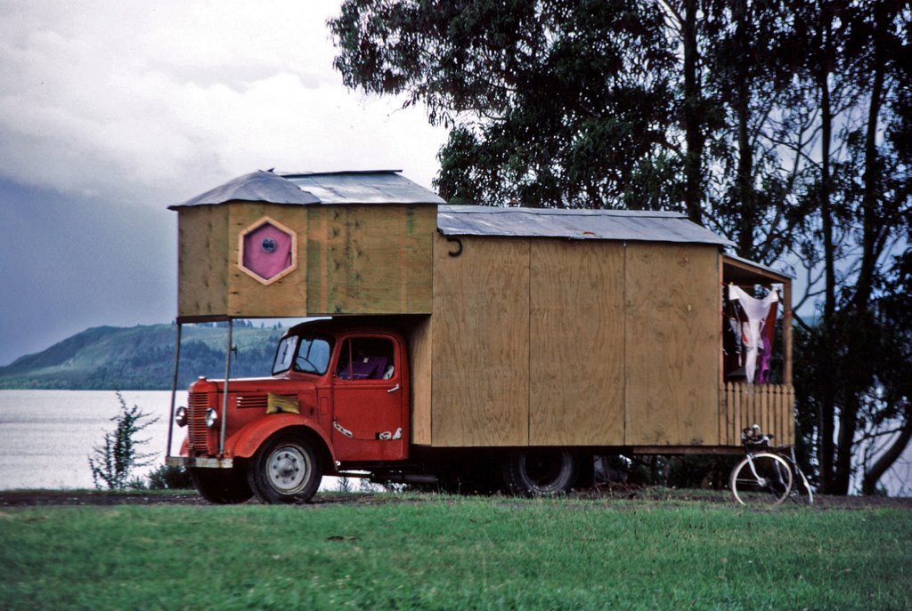 Taupo 1987, nice caravan by manlyone