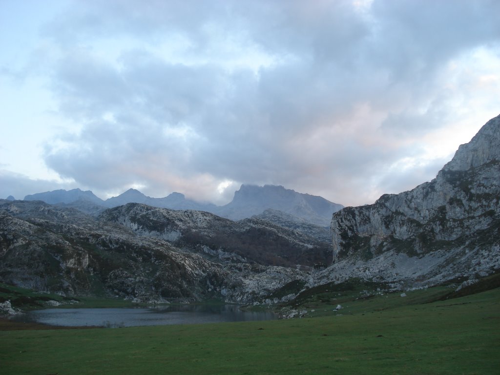 Covadonga 1 by karloos1