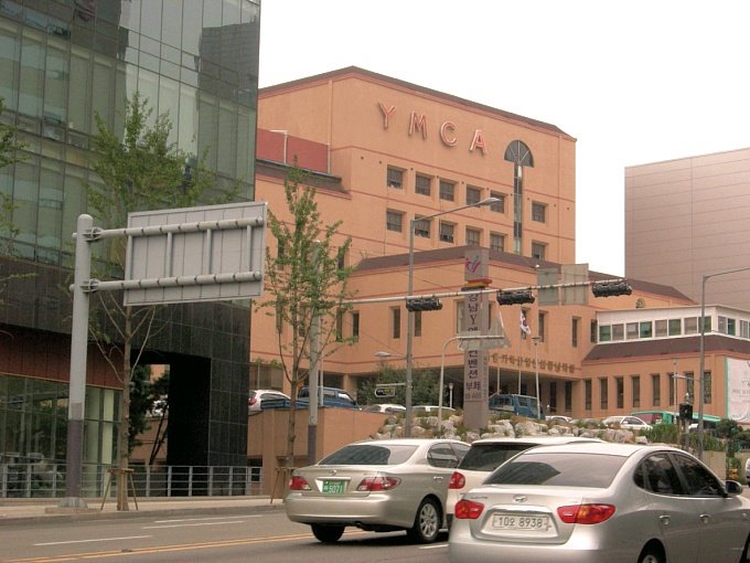 YMCA kangnam wedding convention center (YMCA강남컨벤션센터) by densha