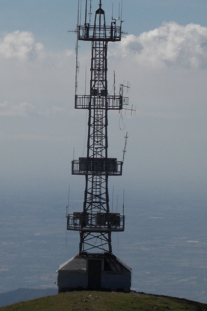 Il mega traliccio sul guglielmo by LIRIOMETEO