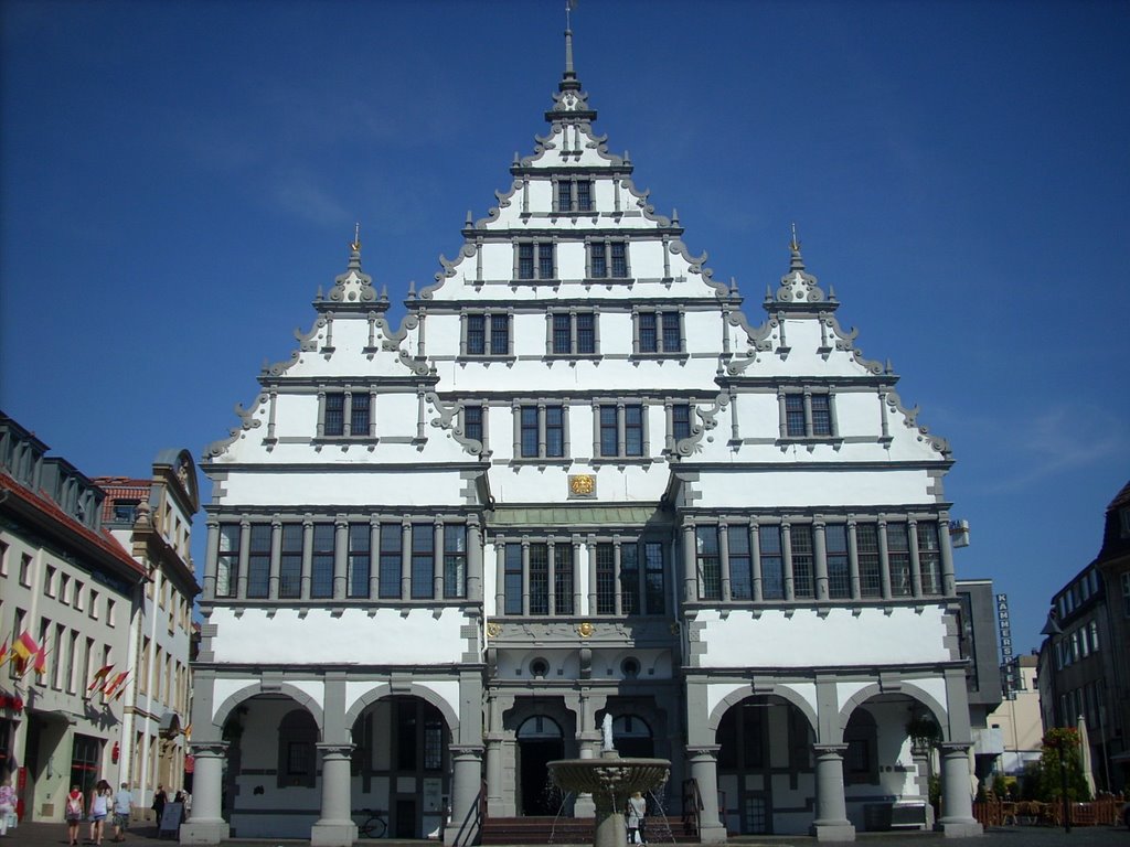 Paderborn ( Rathaus Paderborn ) Rathausplatz August 2009 by DortmundWestfalica