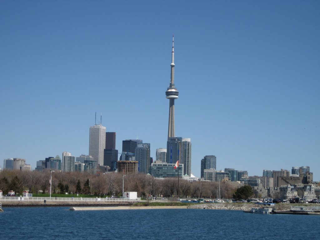 Downtown Toronto viewed from Ontario place by Pavlo Leheta