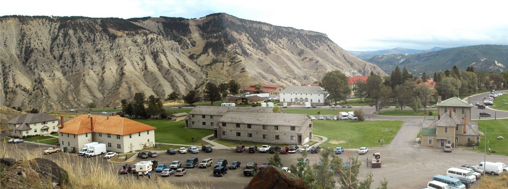 Fort Yellowstone at Mammoth Hot springs by Leonardo Pinelli