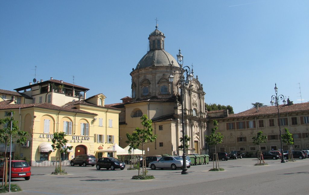 Piazza del Castello by Mamapetra