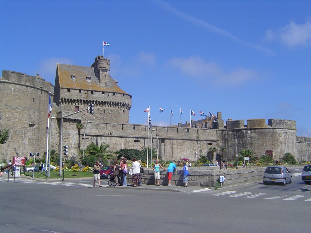 St Malo, entering the old part by Wim Rietberg