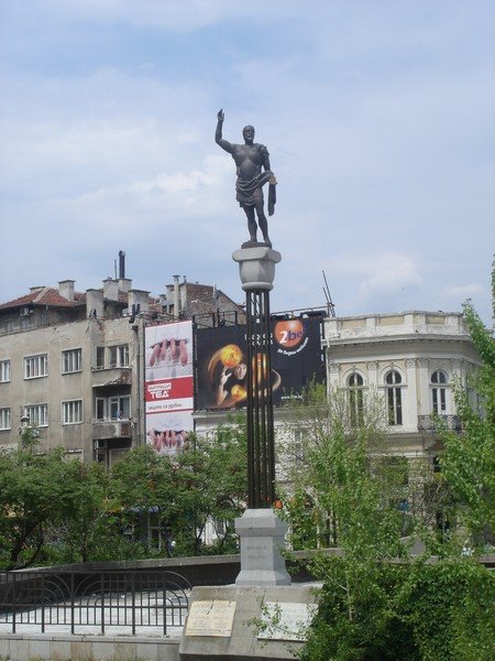 Fillip Macedonian Statue by mantovski