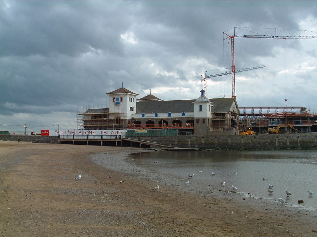 Pier at Weston-super-mare (UK) by Gábor Székely