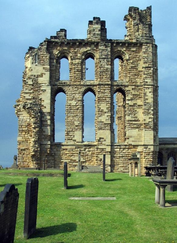 Tynemouth Priory by ajcarr