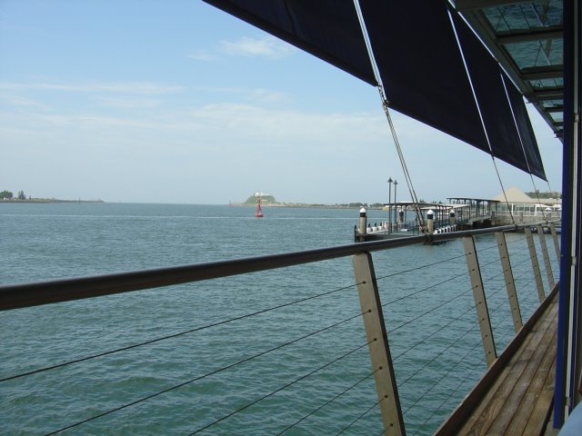 Newcastle Harbour by Stuart Madill