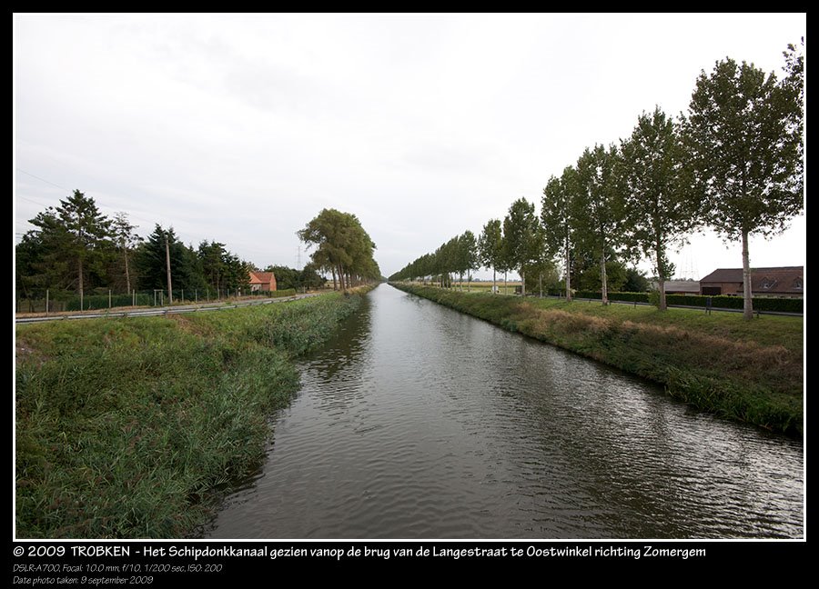 Het Schipdonkkanaal gezien van de brug van de Langestraat te Oostwinkel met zicht richting Zomergem by Trobken