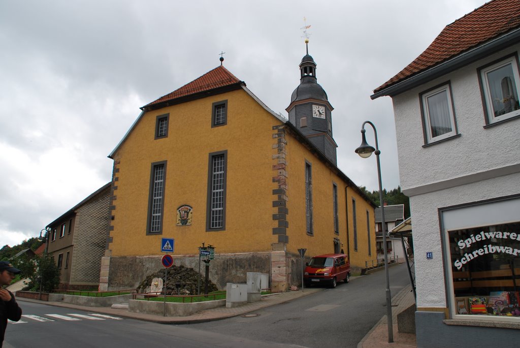 Kirche in Kleinschmalkalden gegenüber den Timmel's by supersport