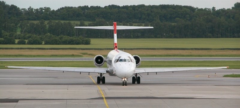 Austrian Airlines MD-87 OE-LML by Matt Hintsa