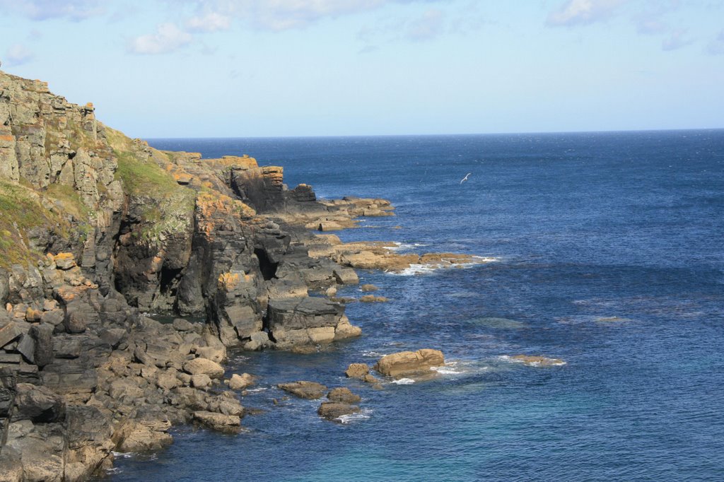 Lizard Point, Cornwall by gustl